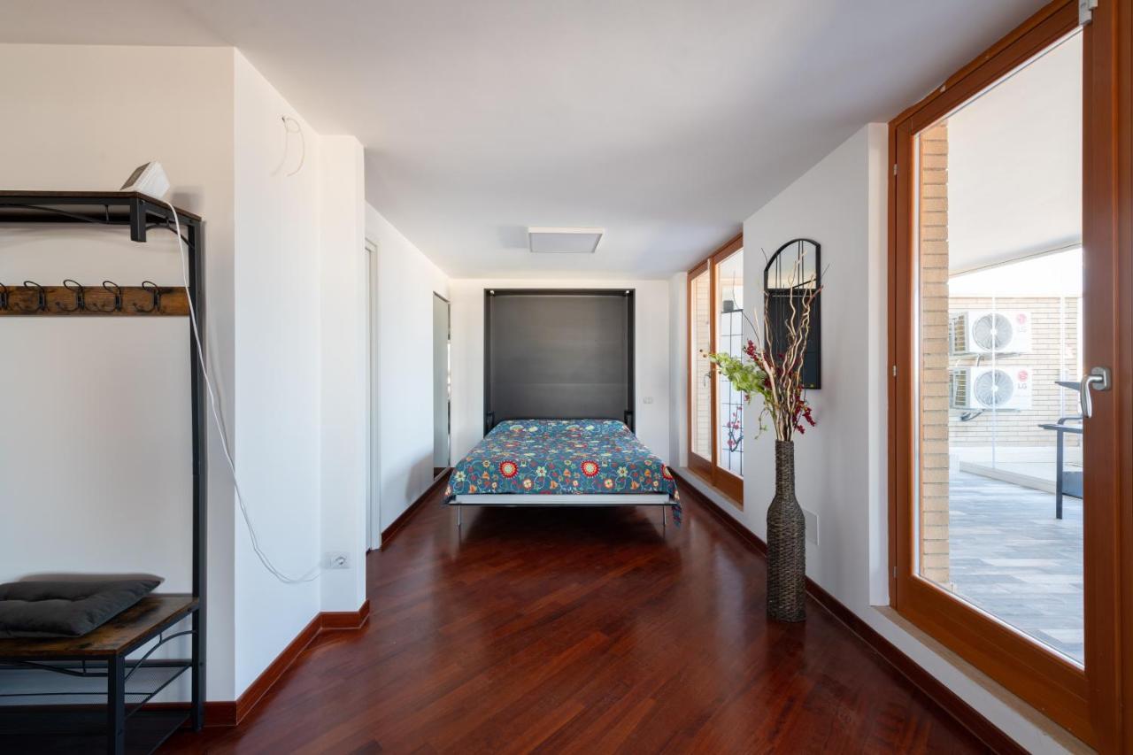 Апартаменты Casa Andrew New Рим Экстерьер фото